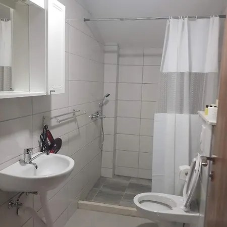 Poslovno-edukativni Centar *