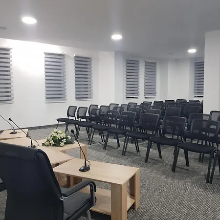Poslovno-edukativni Centar *